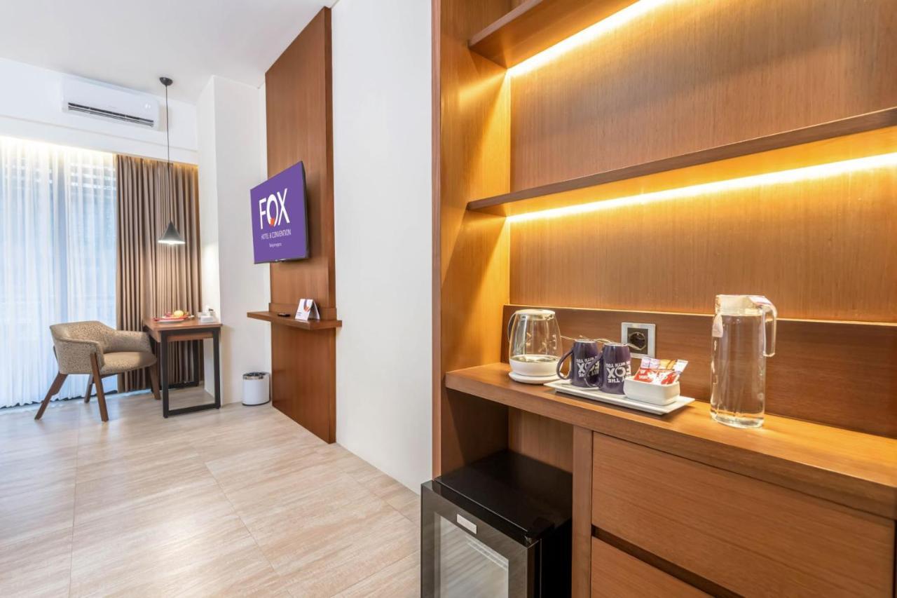 Fox Harris Hotel & Convention Banjarnegara Exterior foto